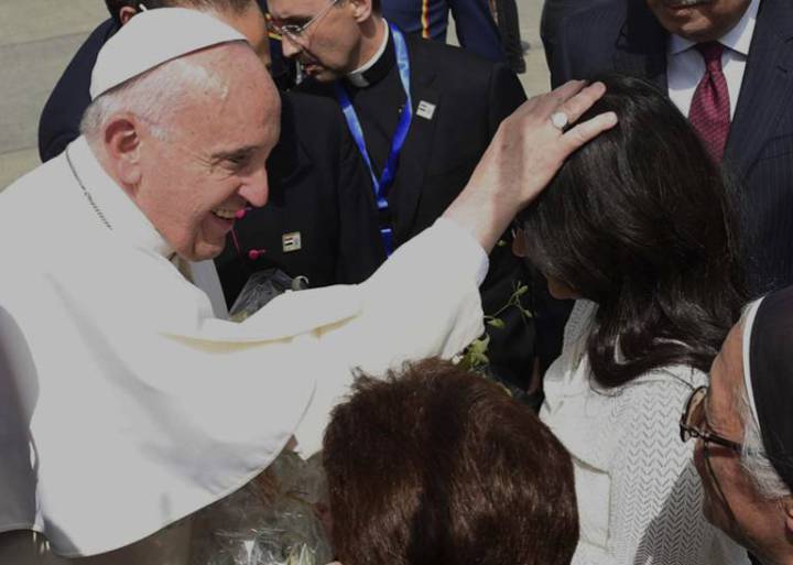 El Papa pide “soluciones negociadas” a la crisis de Venezuela El Papa pide “soluciones negociadas” a la crisis de Venezuela