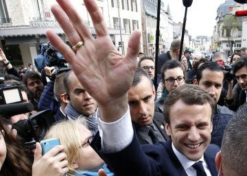 Centrista Macron amplia vantagem nas pesquisas no fim da campanha na França Centrista Macron amplia vantagem nas pesquisas no fim da campanha na França