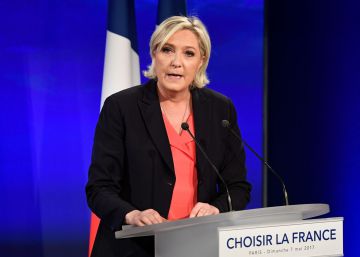 Le Pen pede “renovação profunda” da Frente Nacional após a derrota Le Pen pede “renovação profunda” da Frente Nacional após a derrota