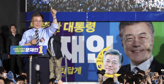 El candidato del Partido Democrático Moon Jae-in.