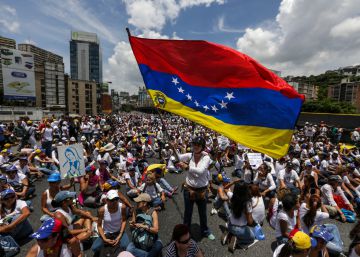 Manifestación de mujeres contra el régimen de Maduro el sábado en Caracas.