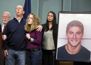 La justicia acusa a 18 estudiantes por la muerte de un amigo en un ritual de iniciación universitario