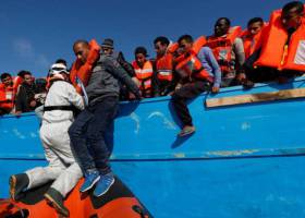 La crisis migratoria se agrava y desborda a Italia