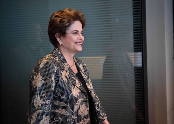 Dilma Rousseff: “América Latina está regresando al neoliberalismo” Dilma Rousseff: “América Latina está regresando al neoliberalismo”