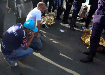 Cuatro muertos en una avalancha humana antes de un partido en Honduras Cuatro muertos en una avalancha humana antes de un partido en Honduras