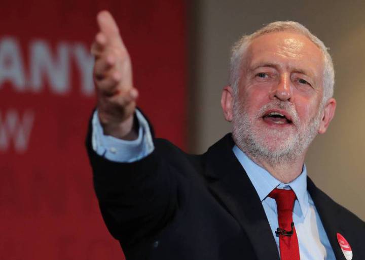 Los sondeos en Reino Unido marcan una vuelta al bipartidismo Los sondeos en Reino Unido marcan una vuelta al bipartidismo