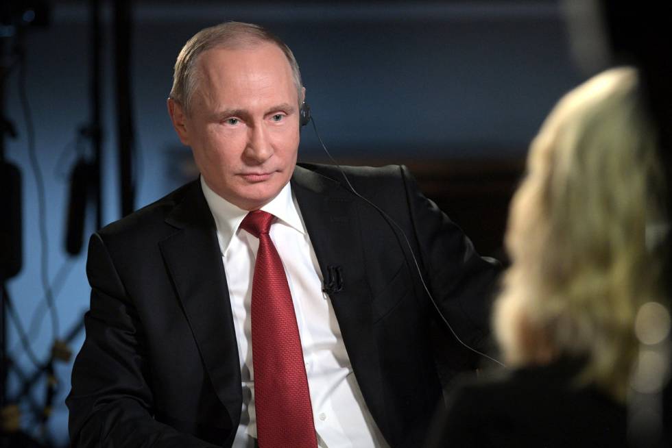 El presidente ruso, Vladímir Putin, concede una entrevista a la periodista estadounidense de la NBC Megyn Kelly.