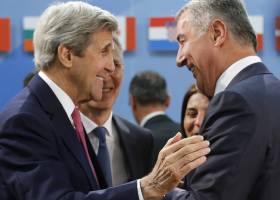 La extensión de la OTAN en los Balcanes irrita a Rusia