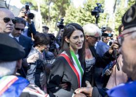 El Movimiento 5 Estrellas endurece su postura contra la inmigración