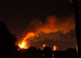 El incendio de un edificio de viviendas de 24 plantas en Londres causa varios muertos y 50 heridos