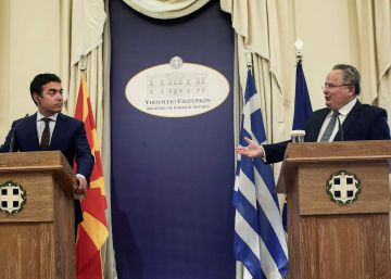 Grecia exige resolver la cuestión del nombre para apoyar el ingreso de Macedonia en la UE y la OTAN Grecia exige resolver la cuestión del nombre para apoyar el ingreso de Macedonia en la UE y la OTAN