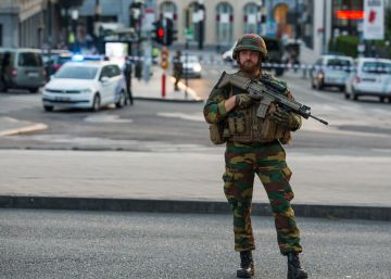 Bélgica identifica a un marroquí como autor del atentado frustrado de Bruselas Bélgica identifica a un marroquí como autor del atentado frustrado de Bruselas