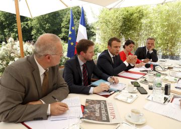 Macron paira professoral e ignora ruídos da primeira crise de gabinete