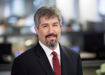 ‘The Wall Street Journal’ despide a un respetado periodista por hacer negocios con una fuente ‘The Wall Street Journal’ despide a un respetado periodista por hacer negocios con una fuente