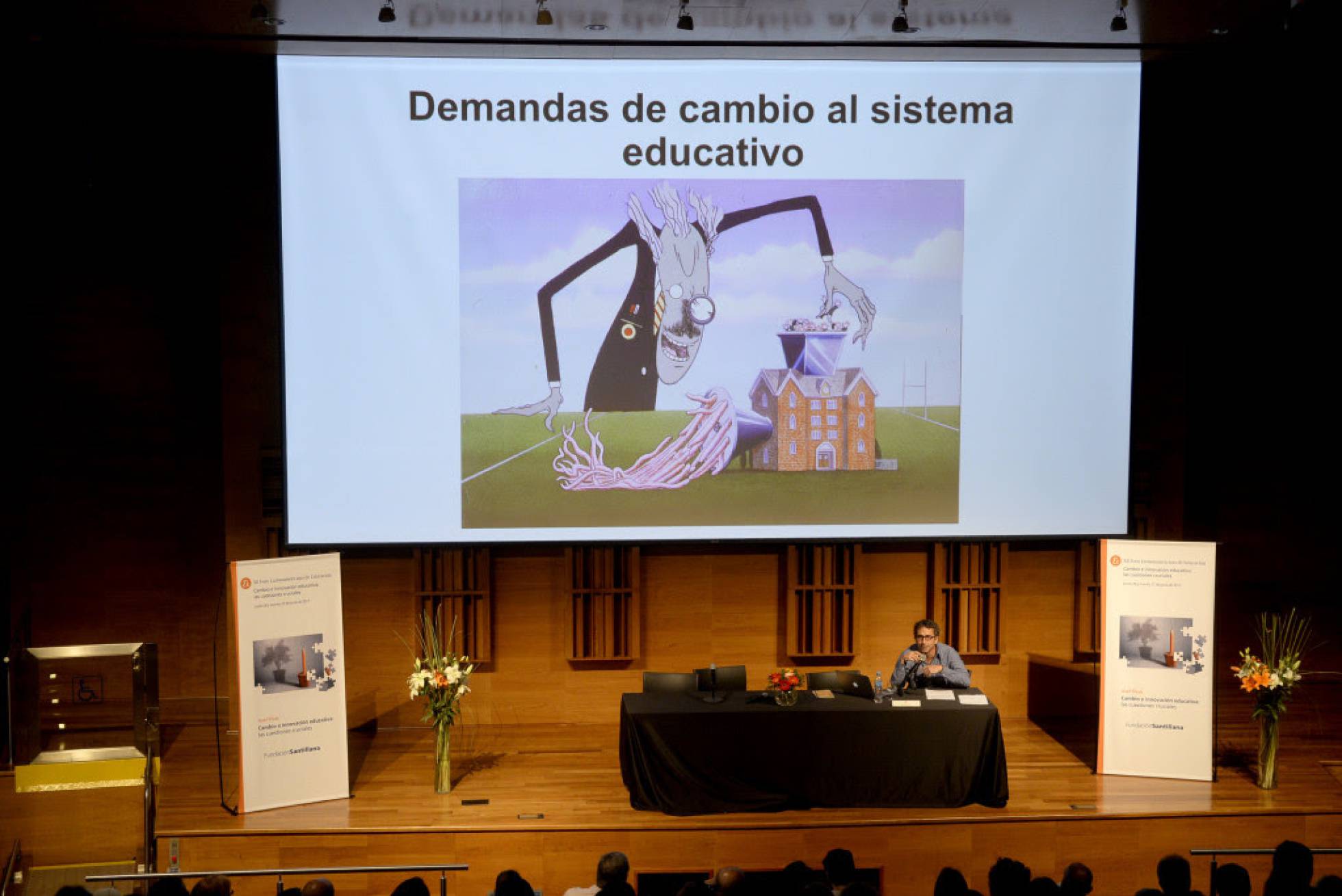 Conferencia de Jason Beech en el XII Foro Latinoamericano de Educación organizado en Buenos Aires por la Fundación Santillana