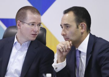 La elección del nuevo presidente del Senado fractura a la derecha mexicana La elección del nuevo presidente del Senado fractura a la derecha mexicana
