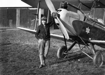 Amy Johnson, la heroína de los vuelos de larga distancia Amy Johnson, la heroína de los vuelos de larga distancia