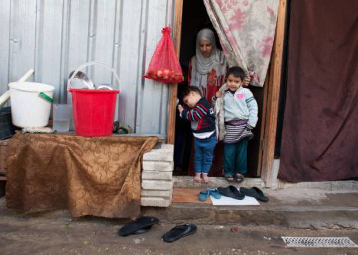 La avalancha de refugiados sirios tensa la vida en Líbano La avalancha de refugiados sirios tensa la vida en Líbano