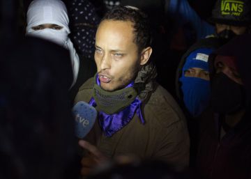 El piloto que atacó el Supremo de Venezuela reaparece en una protesta El piloto que atacó el Supremo de Venezuela reaparece en una protesta