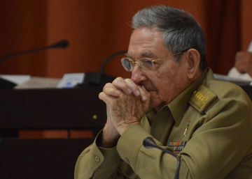 Cuba adia a sucessão de Raúl Castro por dois meses