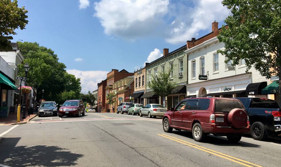 La calle principal de Warrenton, un feudo conservador