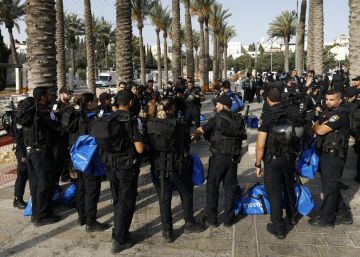 Israel prohíbe el acceso a la Ciudad Vieja de Jerusalén a los hombres menores de 50 años Israel prohíbe el acceso a la Ciudad Vieja de Jerusalén a los hombres menores de 50 años