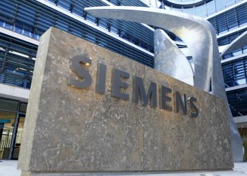 Siemens trata de minimizar el daño por la venta de turbinas a Crimea pese a las sanciones Siemens trata de minimizar el daño por la venta de turbinas a Crimea pese a las sanciones