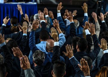 El Parlamento de Venezuela nombra una Corte Suprema paralela El Parlamento de Venezuela nombra una Corte Suprema paralela