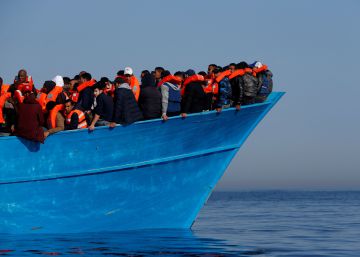 Francia anuncia que creará puntos de registro de migrantes en Libia Francia anuncia que creará puntos de registro de migrantes en Libia