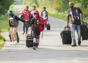Miles de haitianos cruzan de Estados Unidos a Canadá para pedir refugio