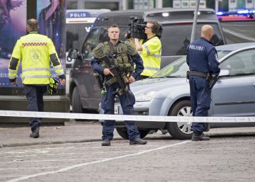 Finlandia amplía la vigilancia tras un apuñalamiento masivo con dos muertos Finlandia amplía la vigilancia tras un apuñalamiento masivo con dos muertos