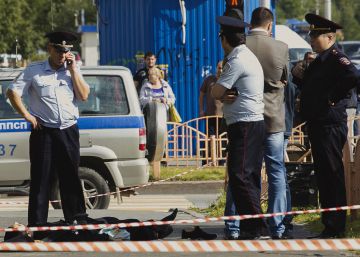 La policía rusa mata a un joven que apuñaló a siete personas en Siberia La policía rusa mata a un joven que apuñaló a siete personas en Siberia