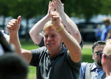 David Duke, ex-líder da Ku Klux Klan: “Trump nos empoderou” David Duke, ex-líder da Ku Klux Klan: “Trump nos empoderou”