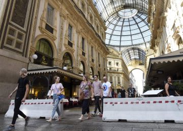Italia pide a sus ciudades a que se blinden tras los atentados de Cataluña Italia pide a sus ciudades a que se blinden tras los atentados de Cataluña