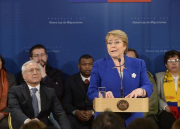Bachelet comienza la batalla legislativa por el matrimonio igualitario Bachelet comienza la batalla legislativa por el matrimonio igualitario