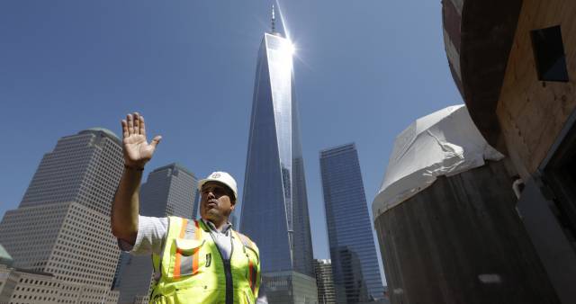 Trabajos junto a la zona cero de los atentados en Nueva York para la construcción de una iglesia greco-ortodoxa.