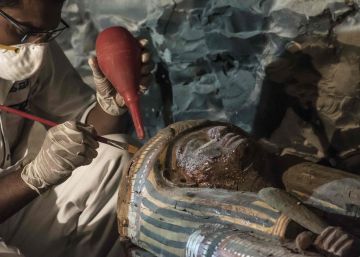 Egipto descubre la momia de un orfebre real de más de 3.500 años