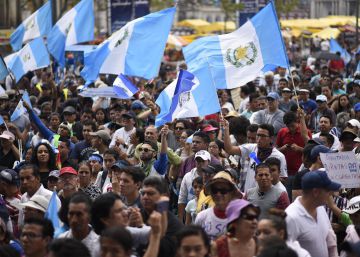 El Congreso de Guatemala entona un El Congreso de Guatemala entona un
