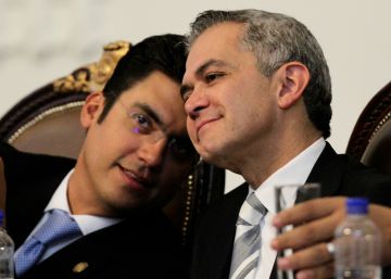 El jefe de Gobierno de la Ciudad de México corteja al Frente opositor en su informe de gestión El jefe de Gobierno de la Ciudad de México corteja al Frente opositor en su informe de gestión