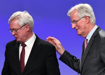Londres y Bruselas celebran una “nueva dinámica” en las negociaciones del Brexit