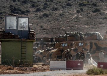 El Ejército turco y la exfilial de Al Qaeda se enfrentan en la frontera siria El Ejército turco y la exfilial de Al Qaeda se enfrentan en la frontera siria