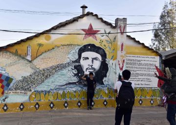 La transformación del Che Guevara en San Ernesto La transformación del Che Guevara en San Ernesto