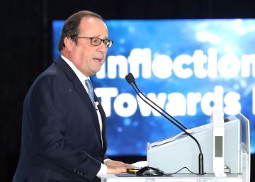 Hollande carga contra Macron por sus rebajas fiscales a los ricos