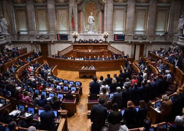 La centroderecha portuguesa busca líder