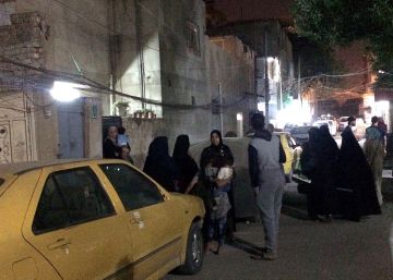 Un terratrèmol de magnitud 7,3 sacseja la frontera entre l’Iraq i l’Iran i deixa més de 300 morts