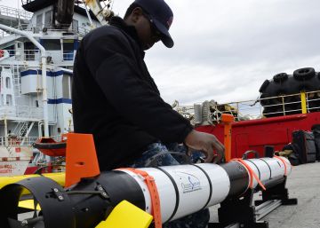Mejora el clima y Argentina acelera la búsqueda del submarino con la ayuda de diez países