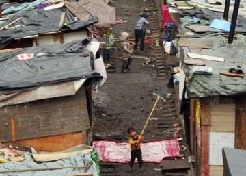 Favelas em Paris, uma cicatriz na cidade-luz