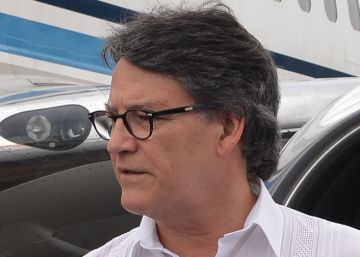 Santos pone al exvicepresidente Bell al frente del diálogo con el ELN