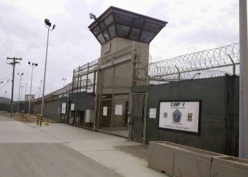 Jim Mattis, primer secretario de Defensa en visitar Guantánamo desde 2002