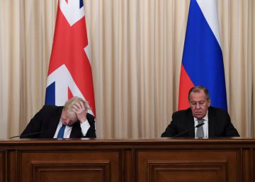 El ministro de Exteriores británico dice en Moscú que “hay muchas pruebas” de la injerencia rusa en Europa